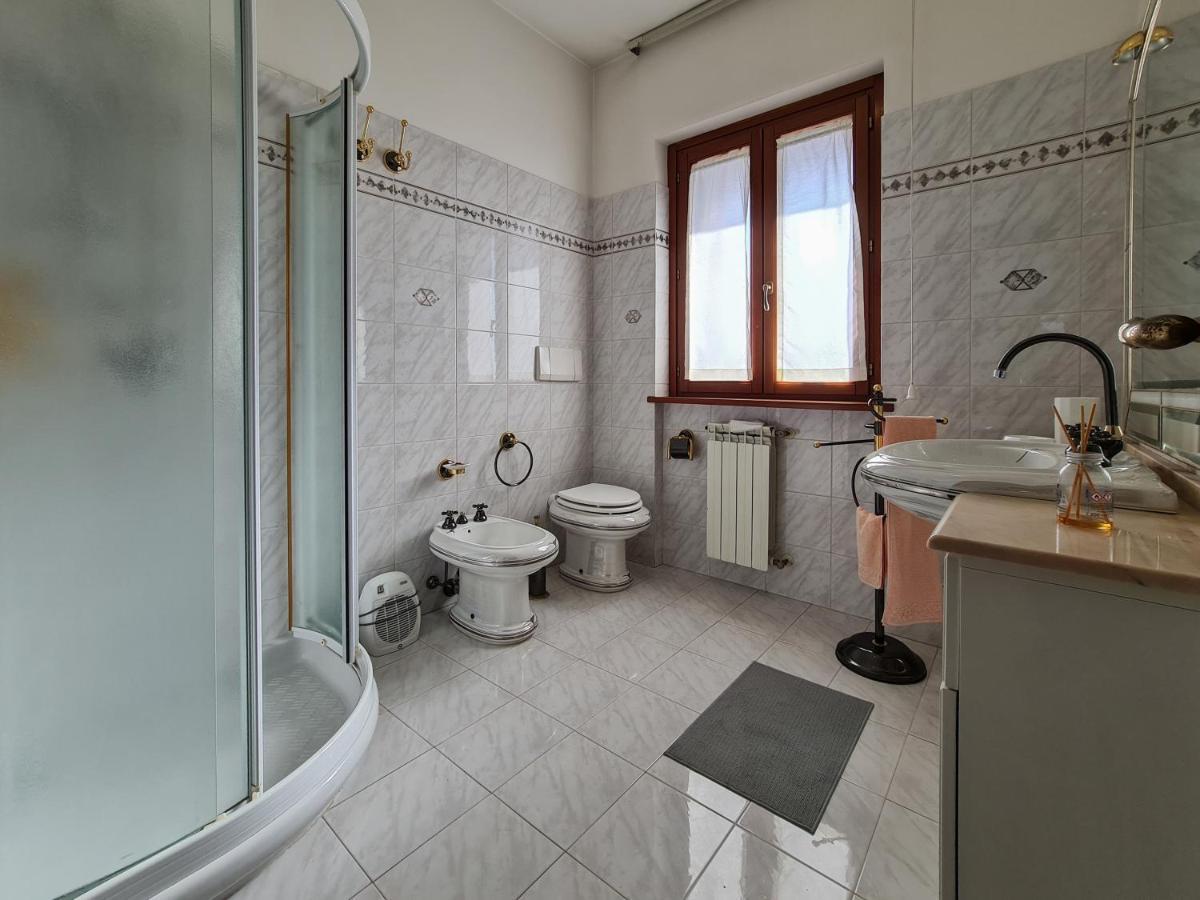 B&B La Magnolia Acilia Exterior foto