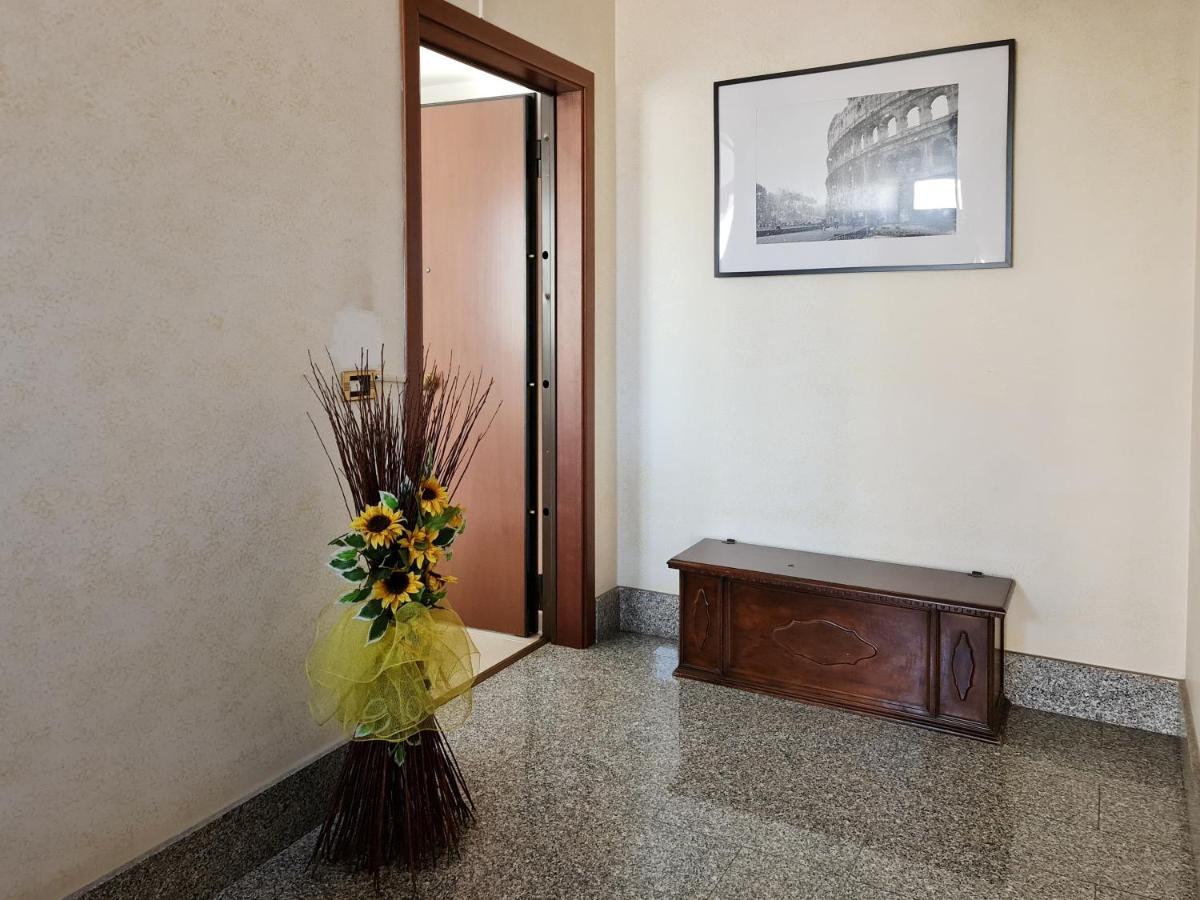 B&B La Magnolia Acilia Exterior foto